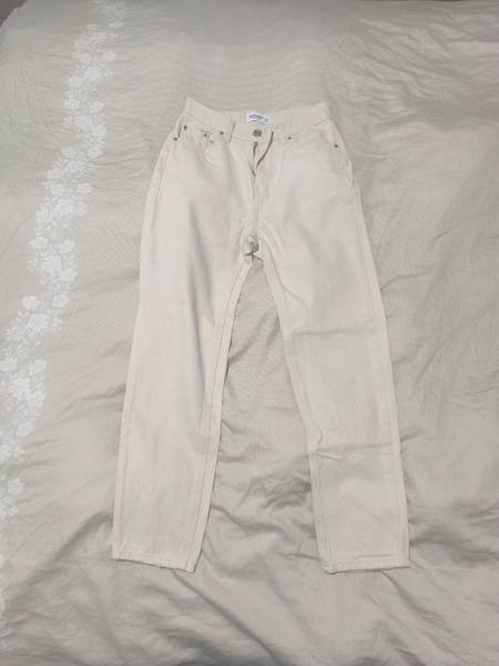 מכנס שמנת Pull&Bear