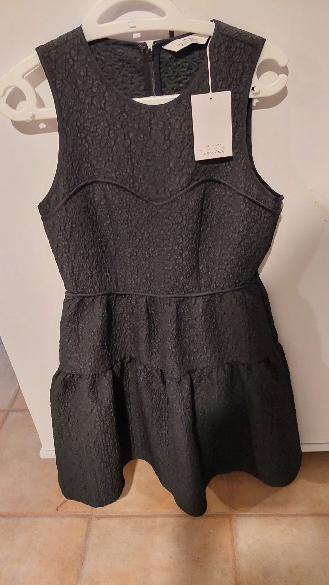 שמלה שחורה של Paris Atelier מידה 36 — תמונה 2 מתוך 2