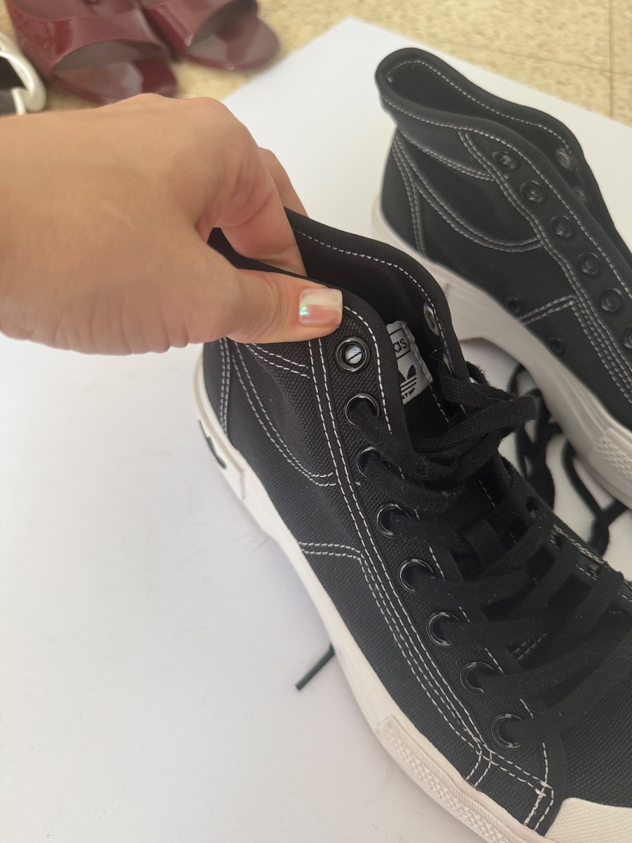 נעלי פלטפורמה adidas — תמונה 2 מתוך 4