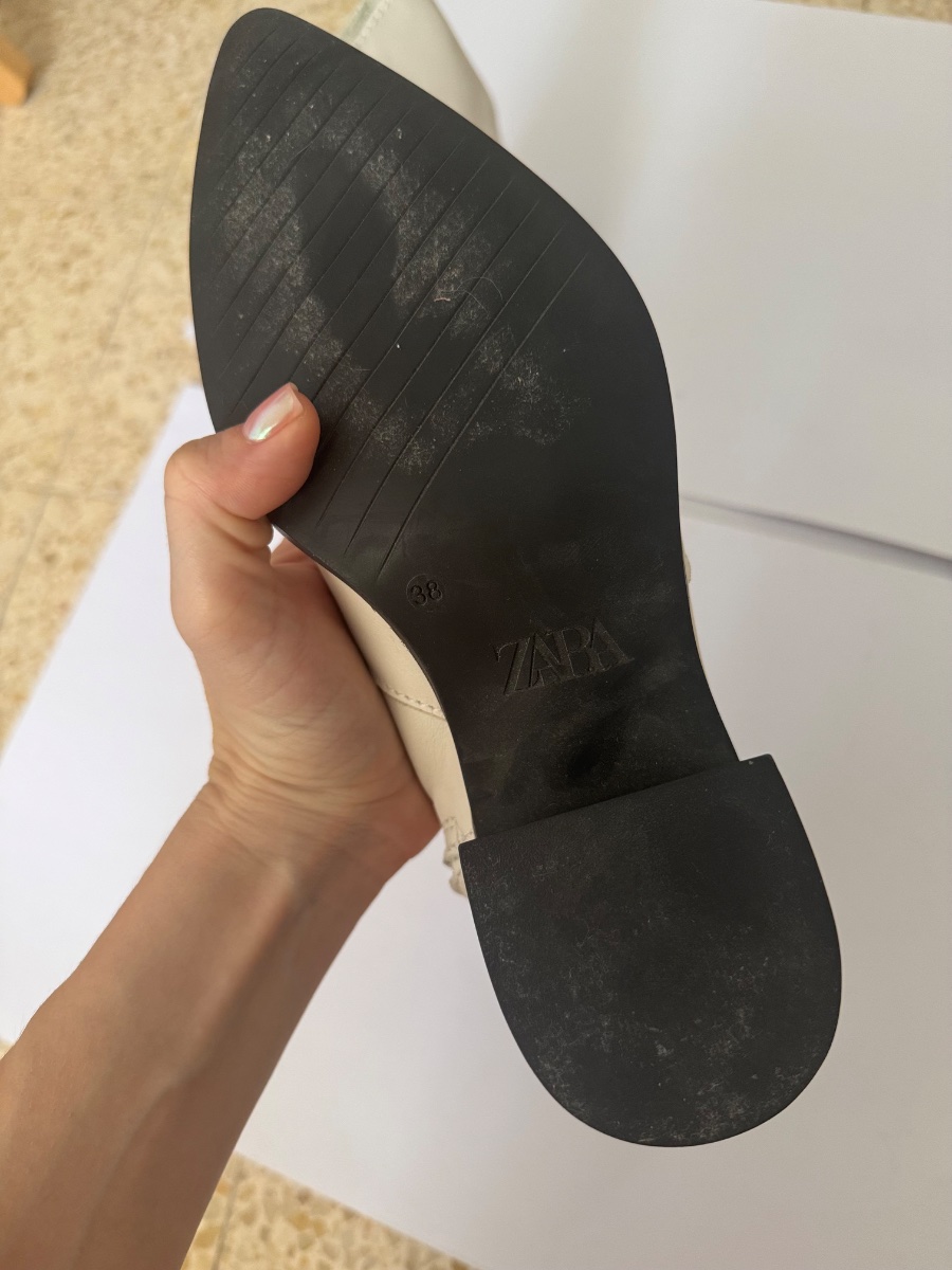 נעלי עור זארה חדשות — תמונה 2 מתוך 2