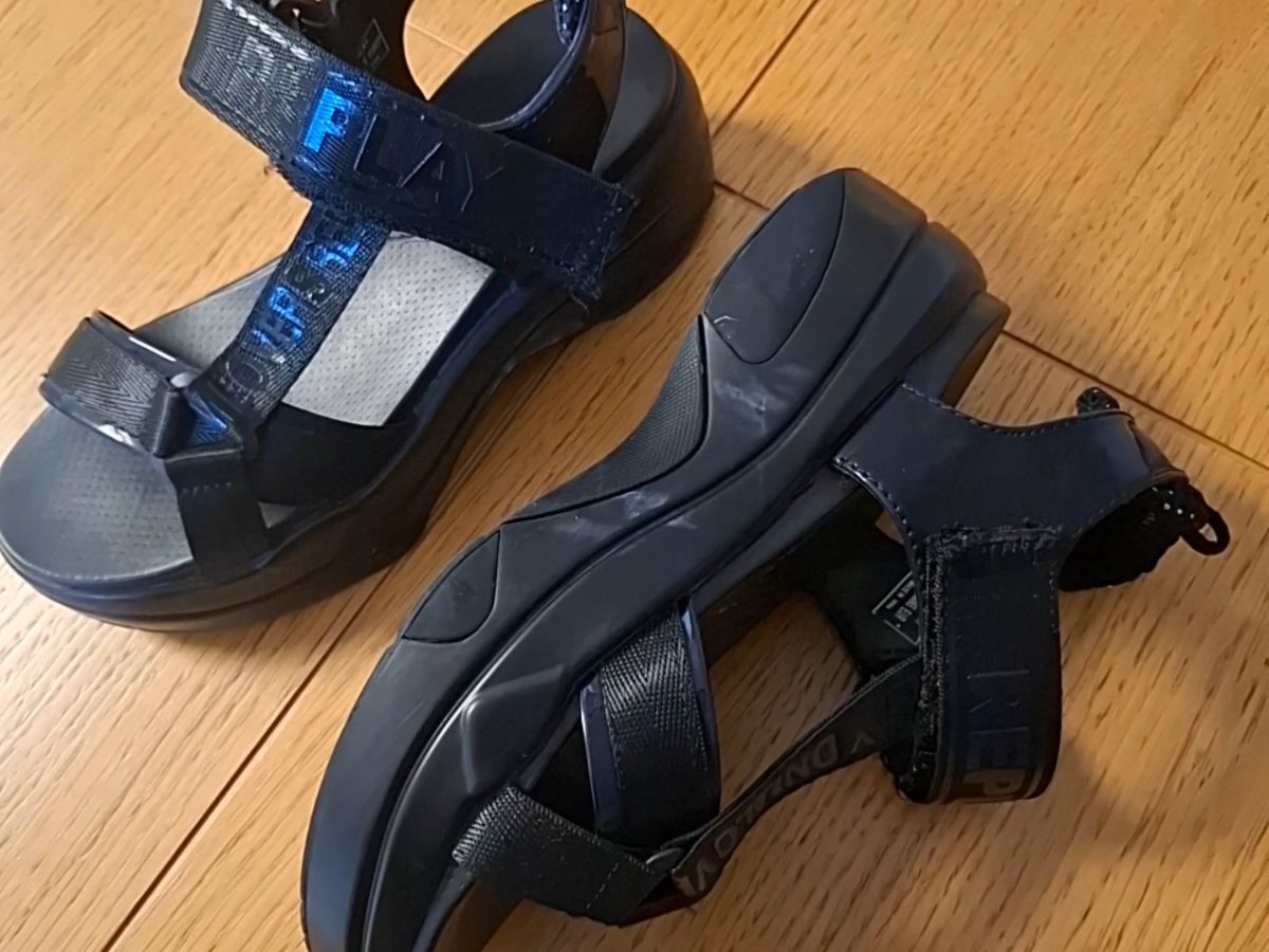 סנדל ריפליי — תמונה 1 מתוך 1
