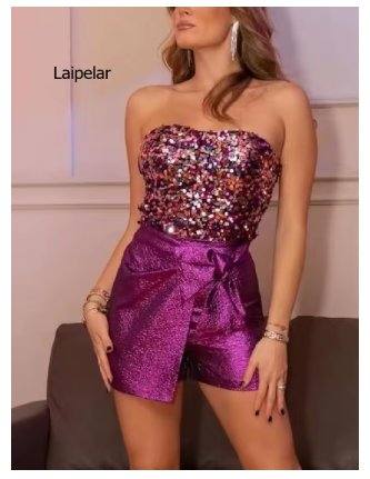 סטרפלס ומכנס חצאית